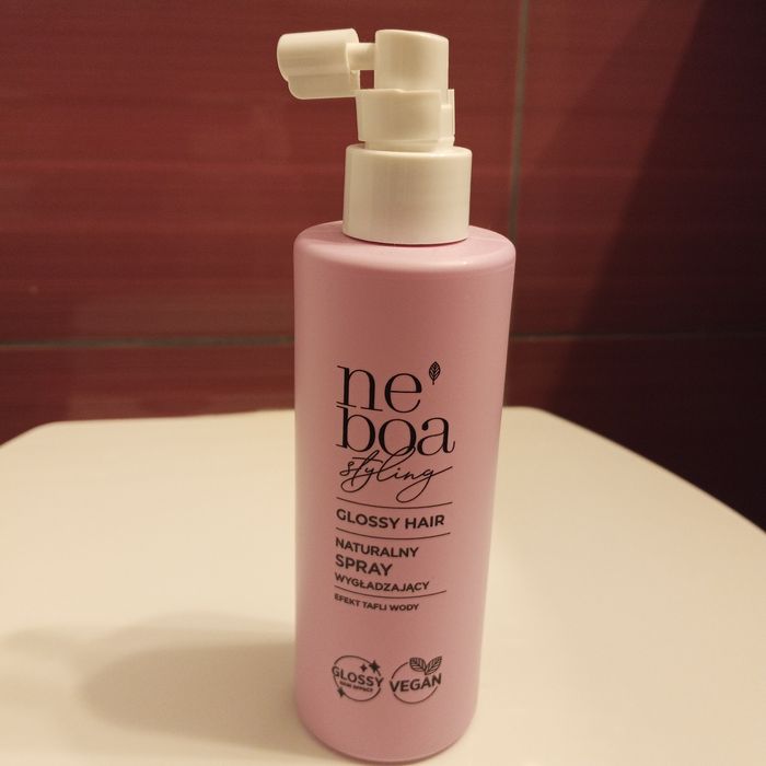 Ne boa styling spray wygładzający do włosów