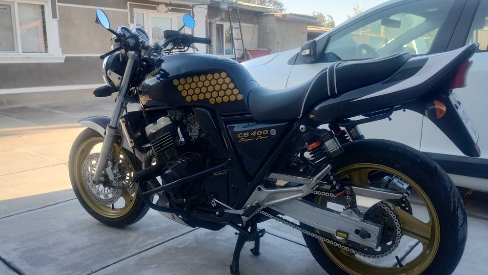Продам Honda cb 400 sf