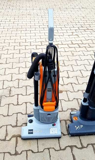 Odkurzacz Taski TR4+ szczotkująco odkurzający stan b.dobry.