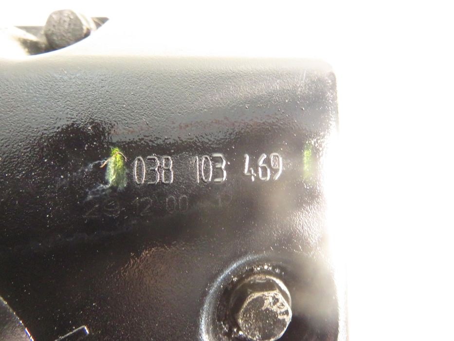 Pokrywa Zaworów Vw Golf IV 1.9 Tdi Pd 115 - Ajm Ajm