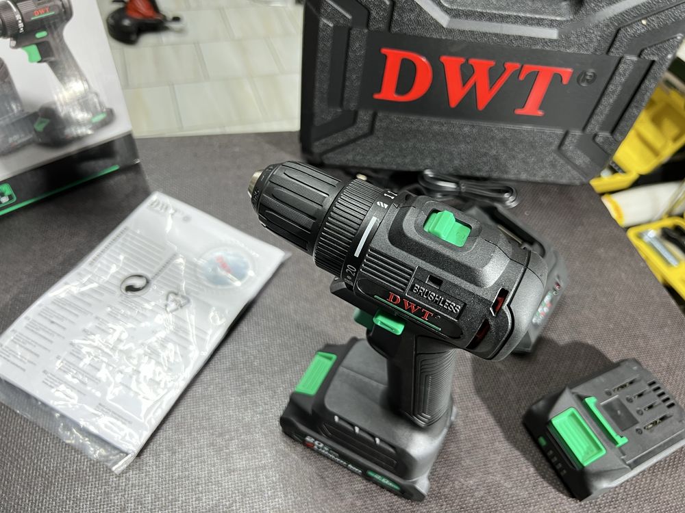 Бесщеточный аккумуляторный дрель шуруповерт DWT ABSP-20 DN-2 BM