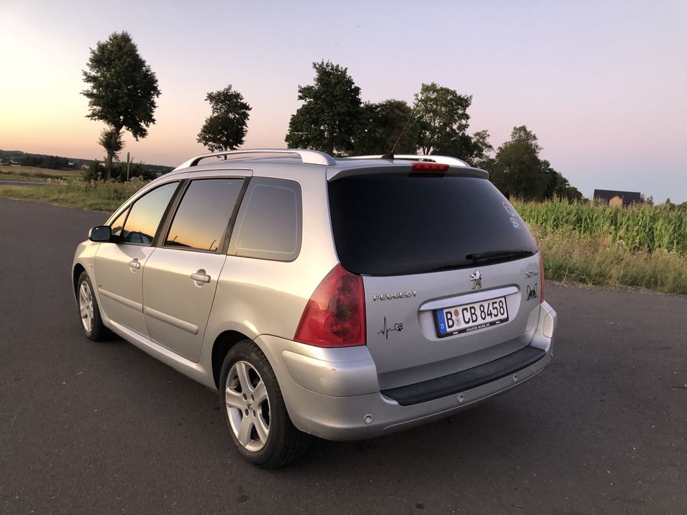 Peugeot 307 * 1.6hdi 90 koni * bogate wyposażenie z Niemiec