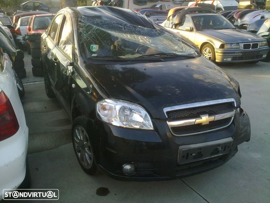 Traseira / Frente /Interior Chevrolet Aveo 2008 (4 portas)
