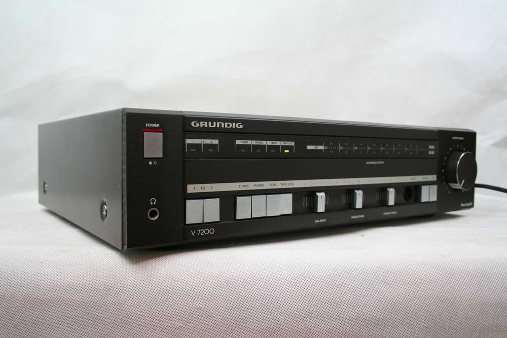 Wzmacniacz GRUNDIG V-7200 |2x55W|