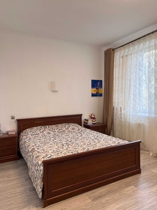 2 кімн. квартира для тих, хто цінує простір і спокій, Підпечери