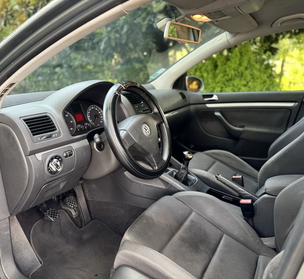 Volkswagen Golf V Sport TDI