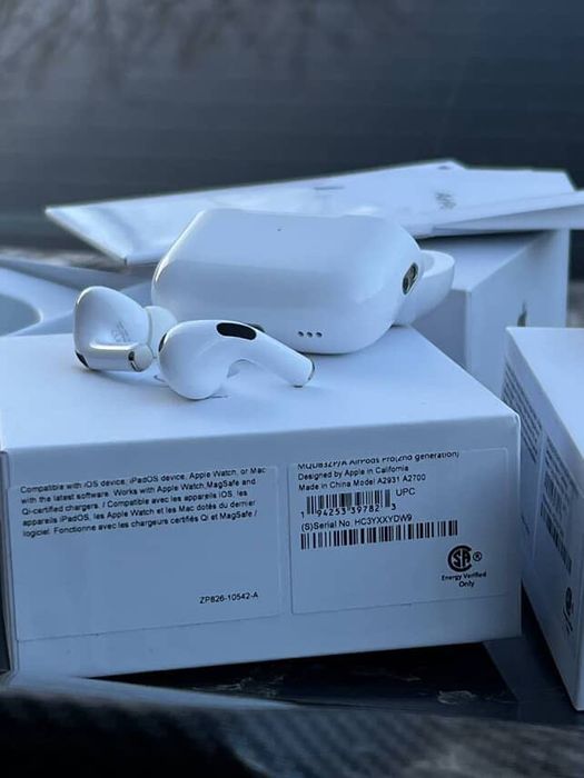 Продам наушники Apple