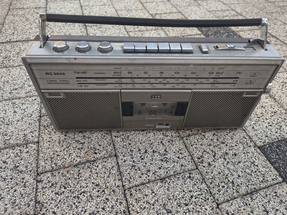 Radiomagnetofon ITT RC3600
