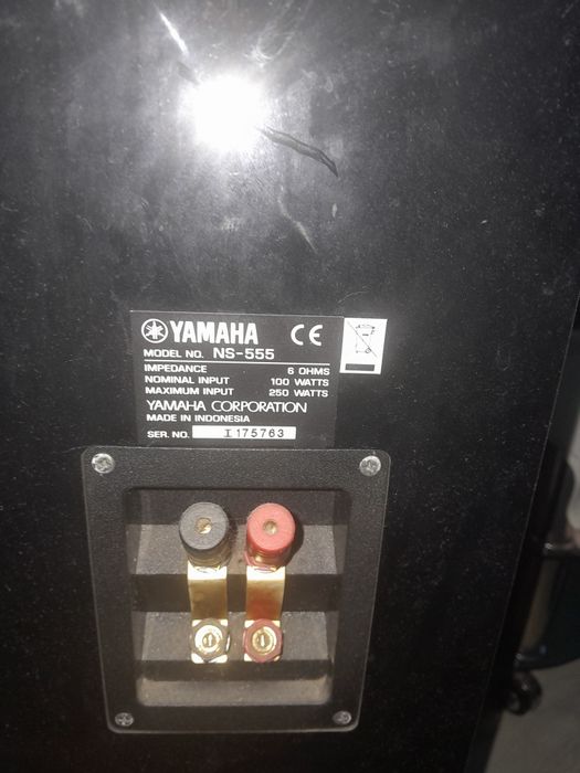 Колонки Yamaha NS-555