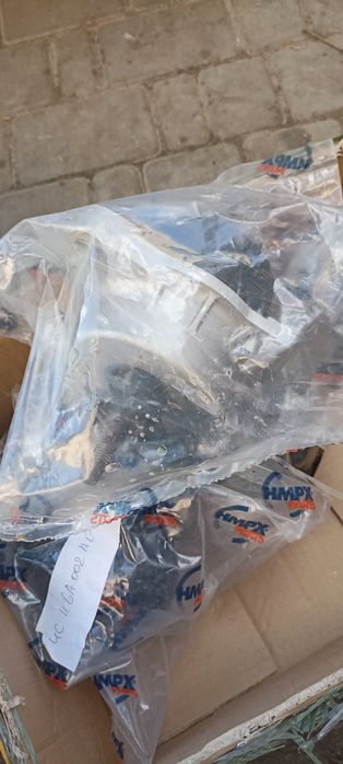 Подушка двигуна Форд транзит.