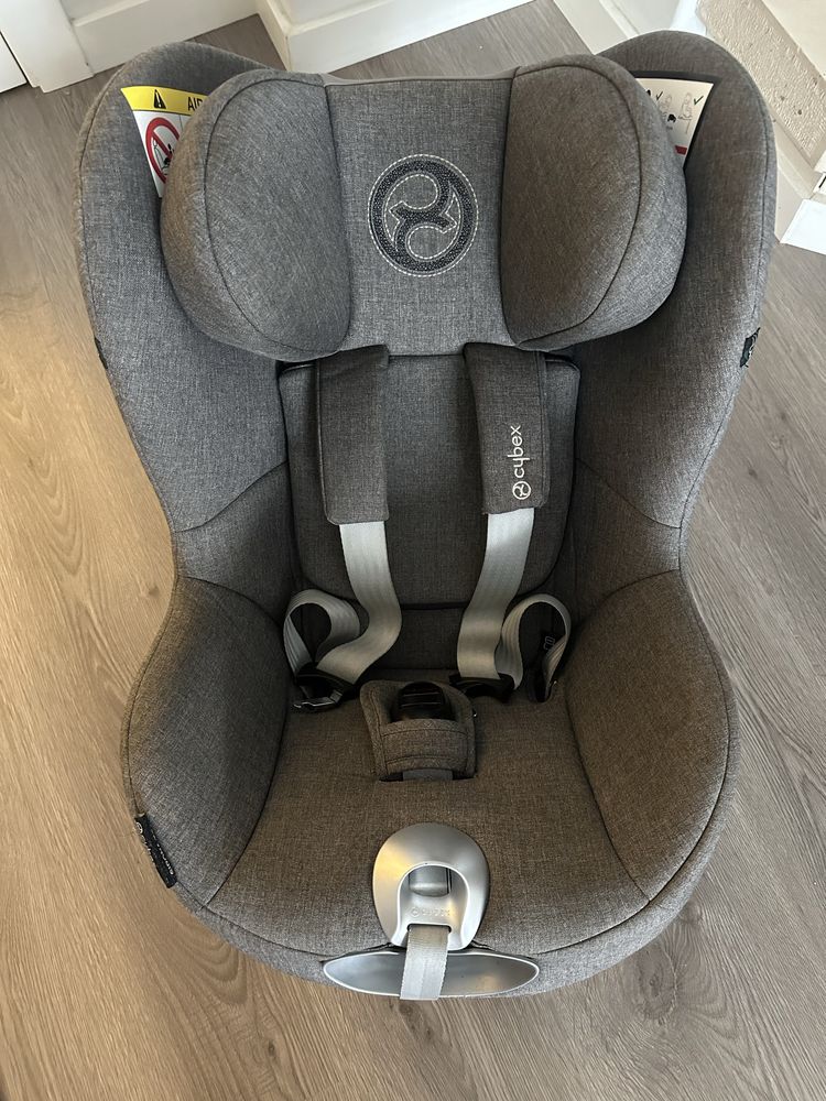 Cadeira Cybex Auto Sirona T i-Size + Base Isofix T-Black