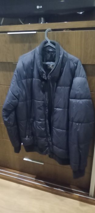 Kispo preto como novo da marca L.O.G.G