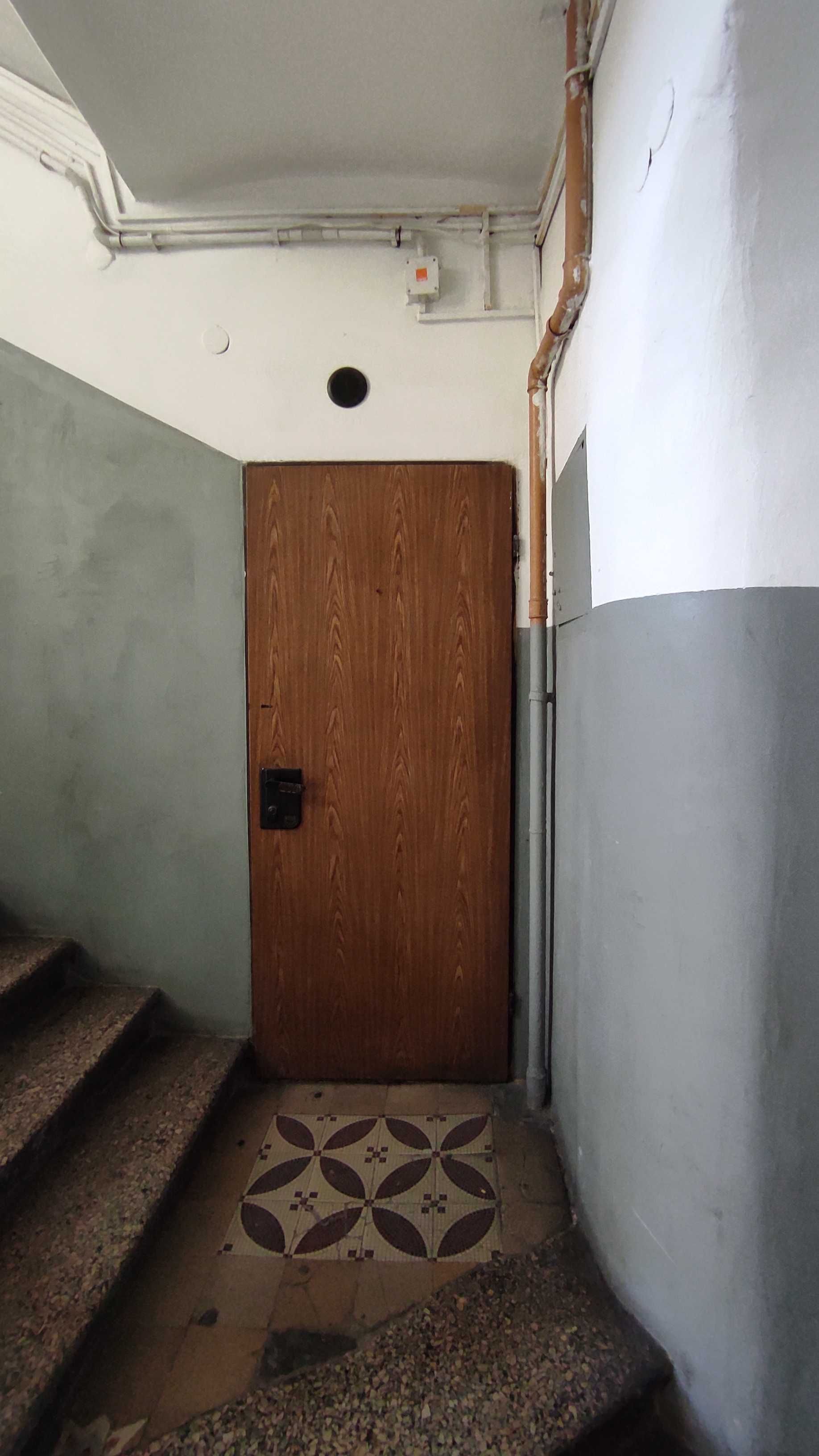 Lokal użytkowy 14,5 m2 w Alejach Częstochowa