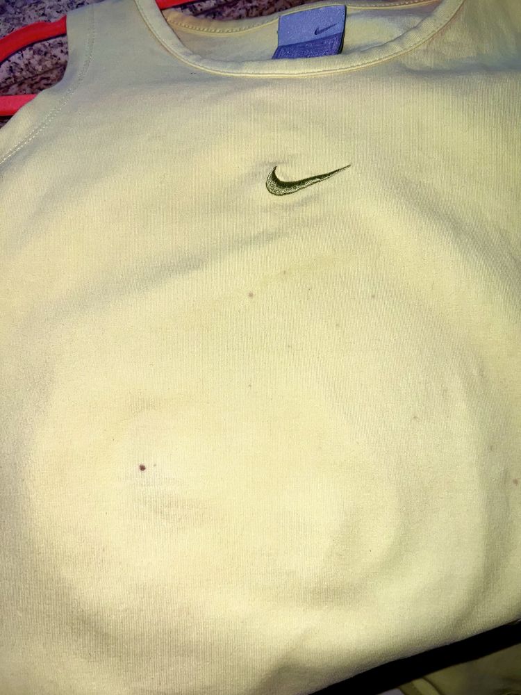 Top sem manga da Nike