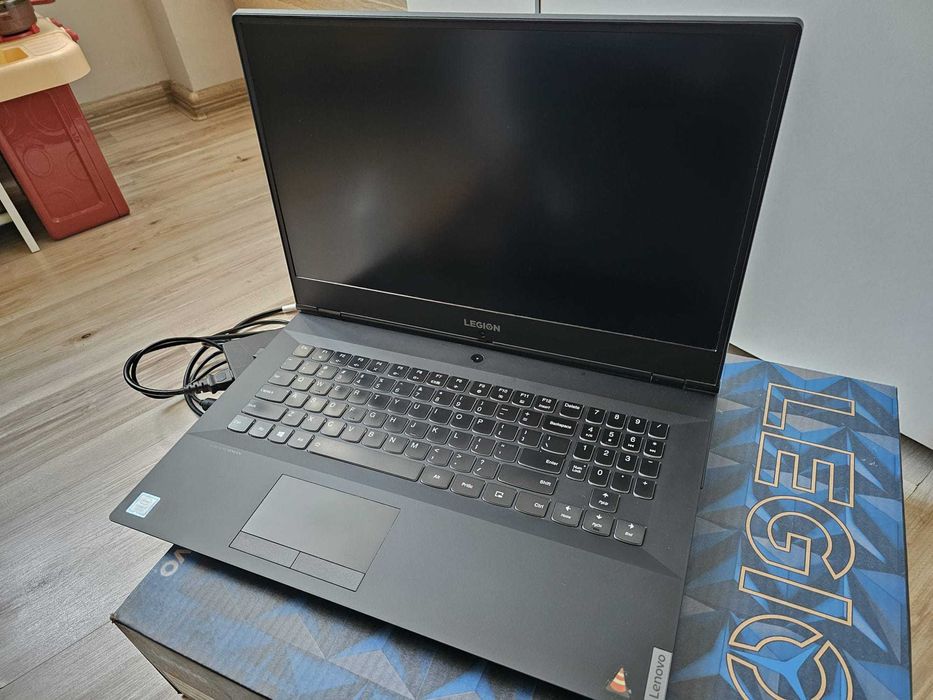 Lenovo Legion Y540-17IRH i7 32GB RAM RTX2060 1TB gaming