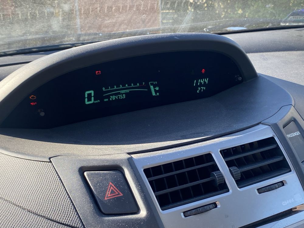 Toyota Yaris 1.3 benzyna 2009