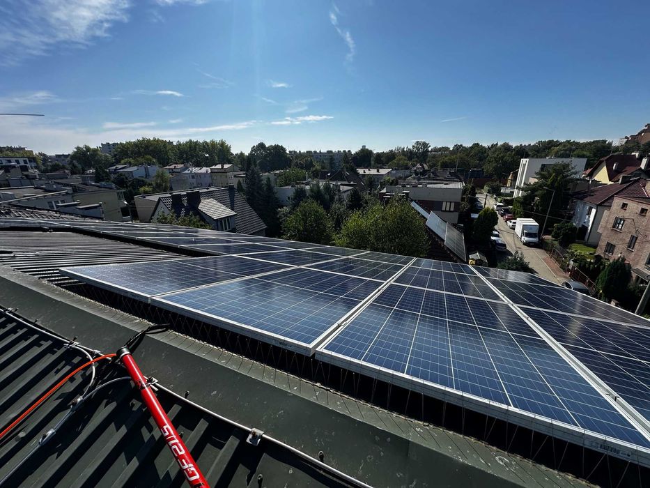 Mycie paneli fotowoltaicznych Elewacji szklanych, ceramicznych PVC