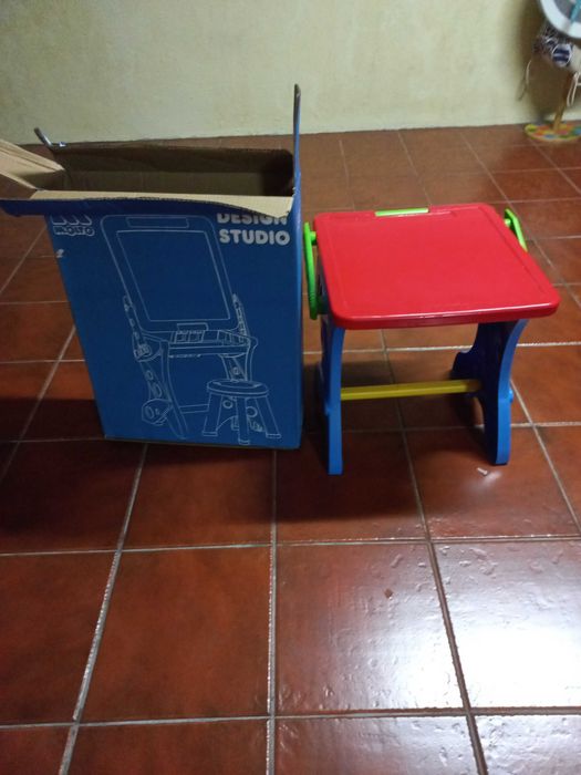 Vendo Brinquedo Design Studio da Molto para Criança