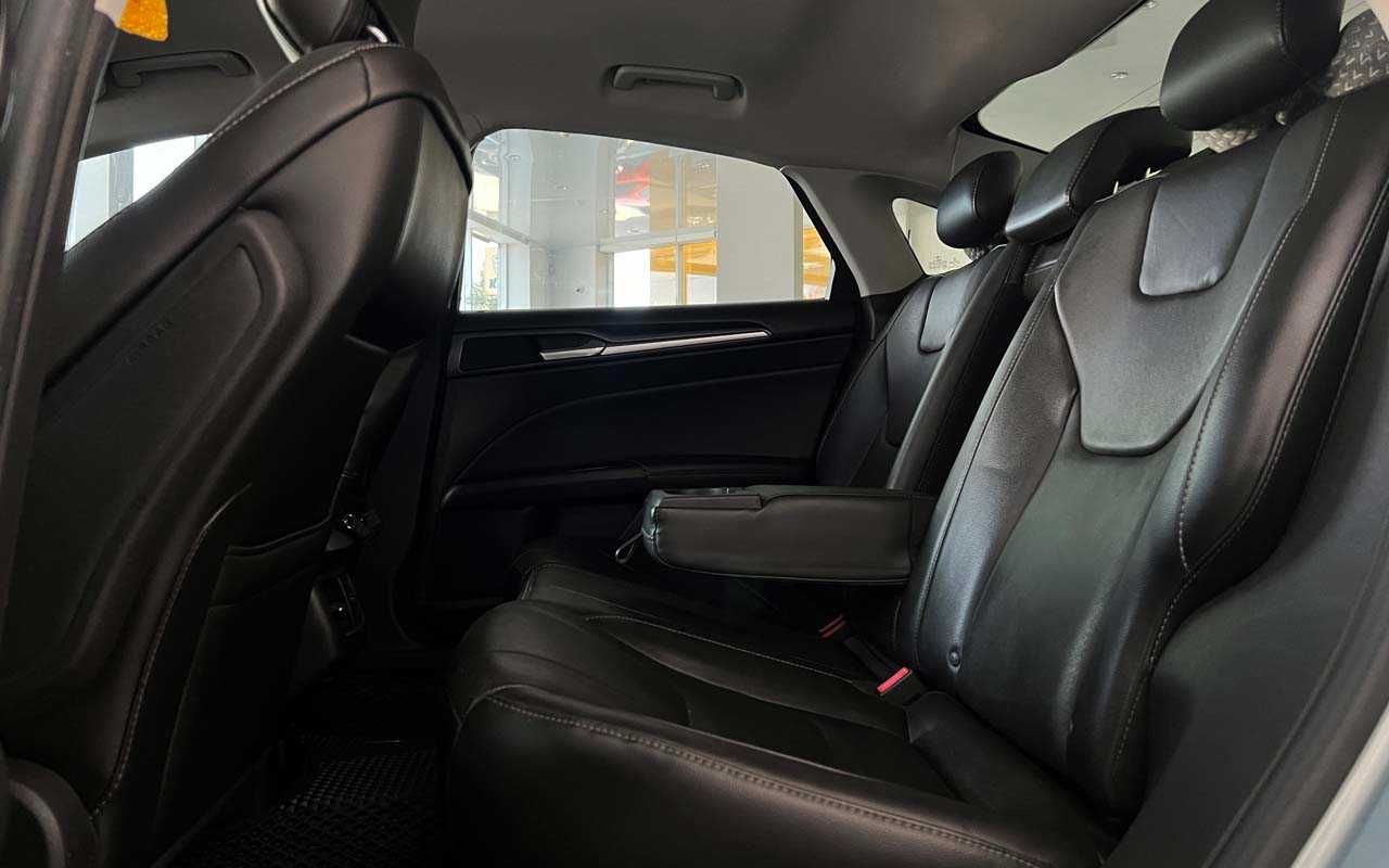 Ford Fusion 2013