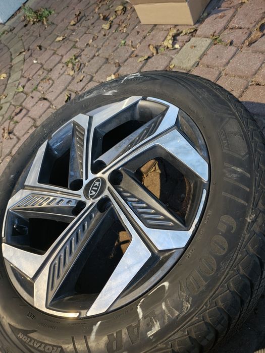 Koła 19 Kia EV6 /Hyundai/ Goodyear 4 seasons /235 55 R19