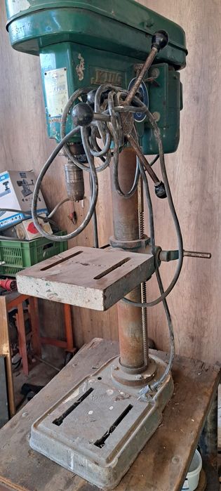 Wiertarka stołowa masywne