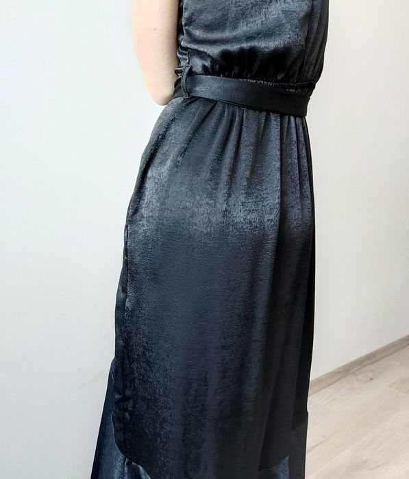 Sukienka asymetryczna