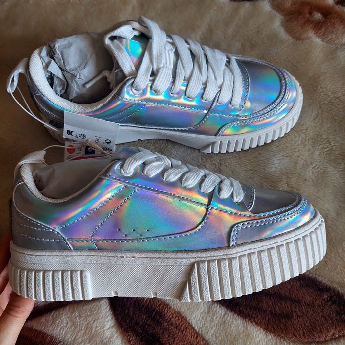 Нові кросівки Зара 35 розмір, 22.5 см устілка