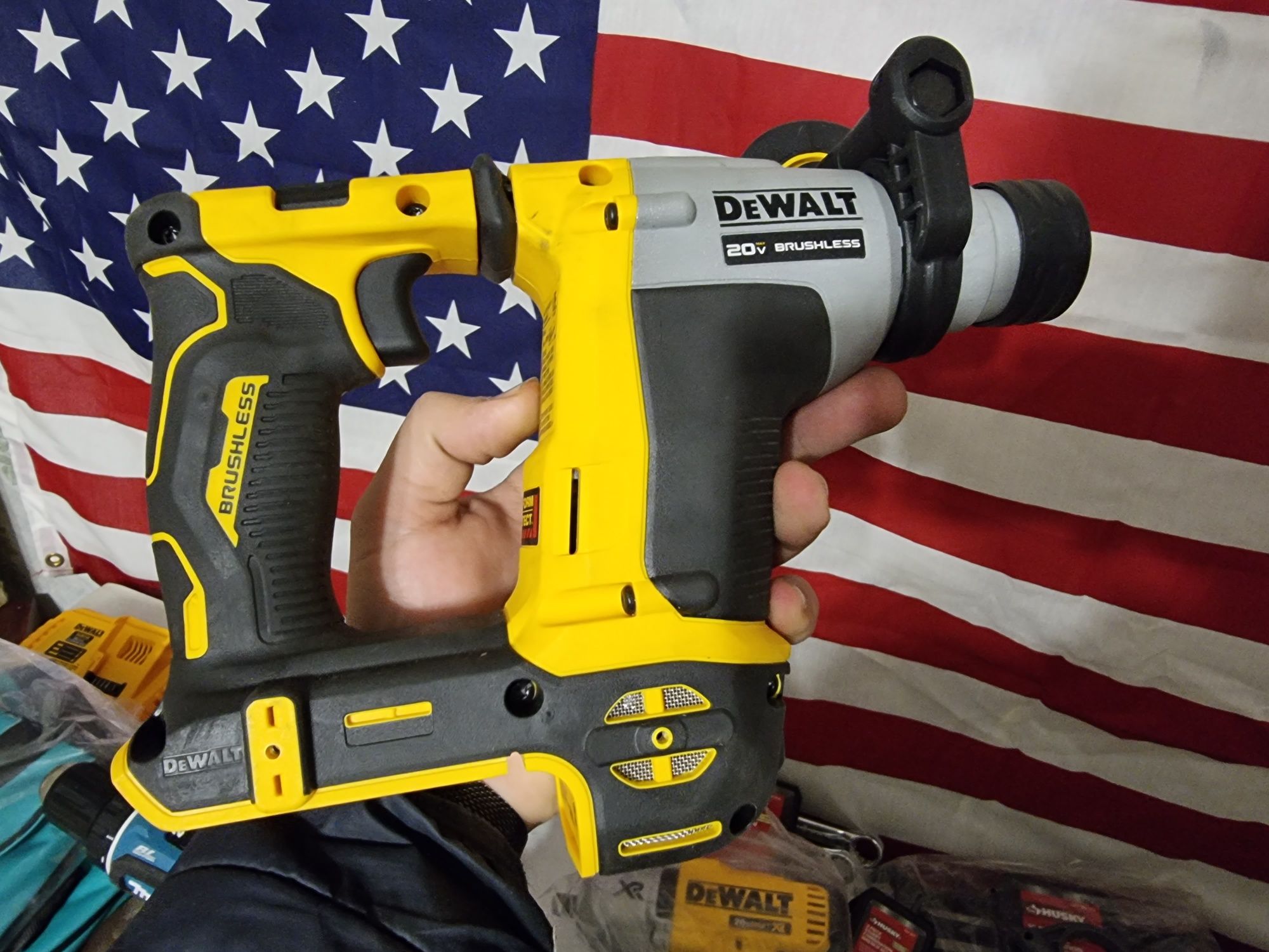 Безщеточный перфоратор Dewalt DCH172 20V. Оригинал USA