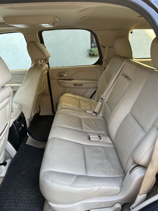 Cadillac  escalade  III 6.2 V8 409KM 301KW AWD,  2008r