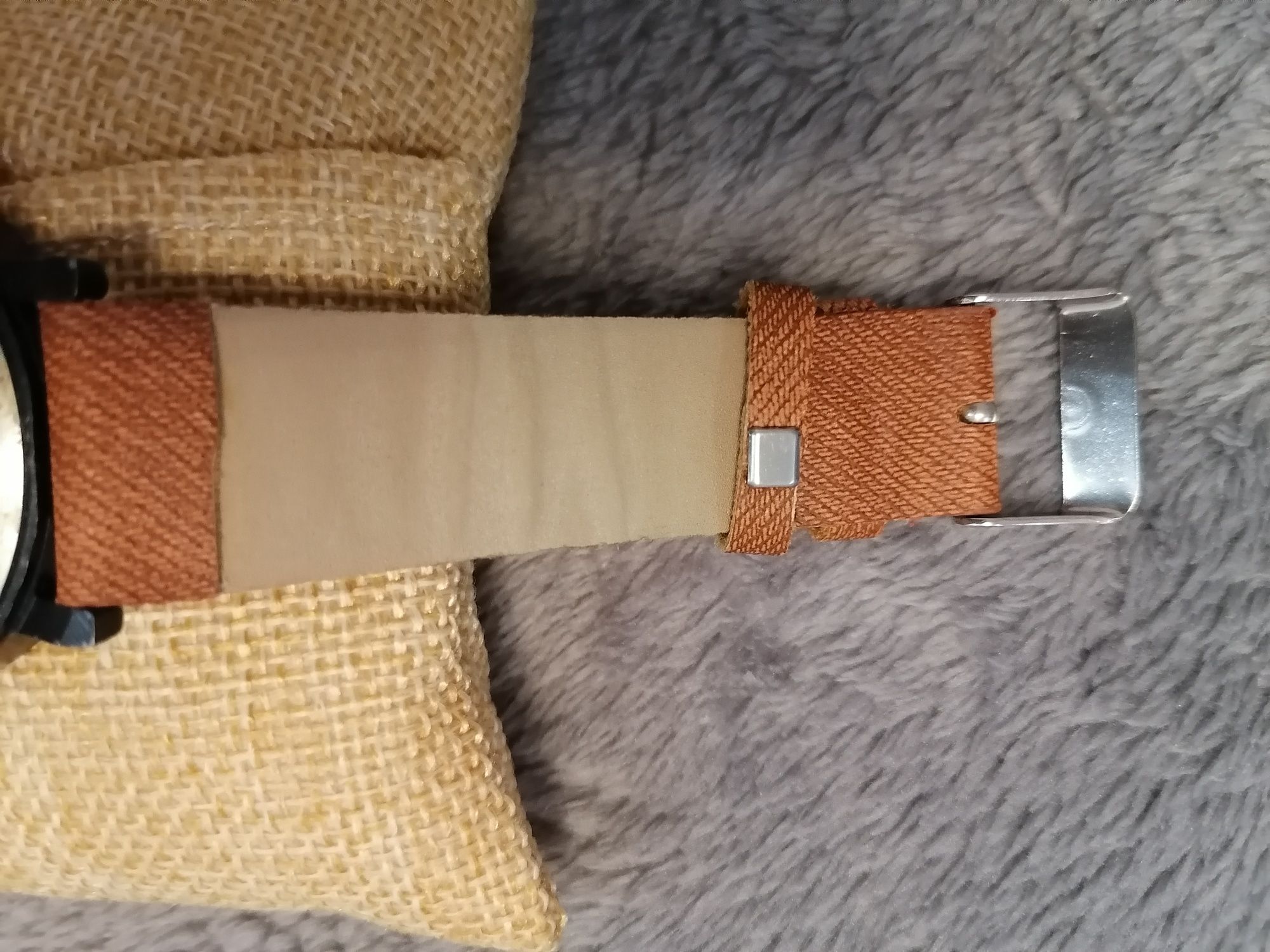 Zegarek damski..