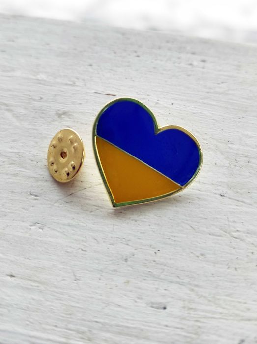 Значок Україна Серце Пін