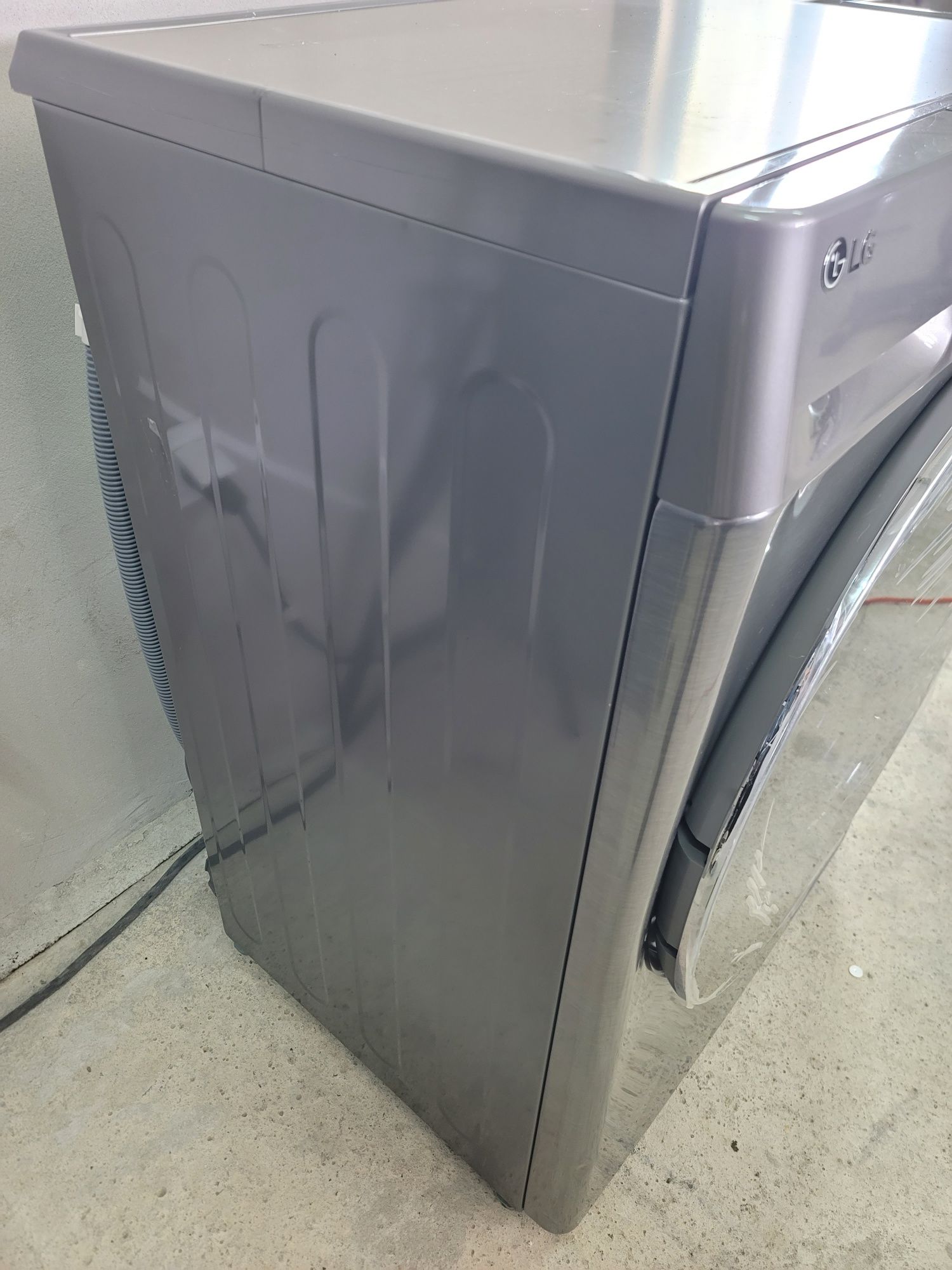Pralka LG ThinQ 8.5kg slim OUTLET FV23% F2WV5S8S2TE
