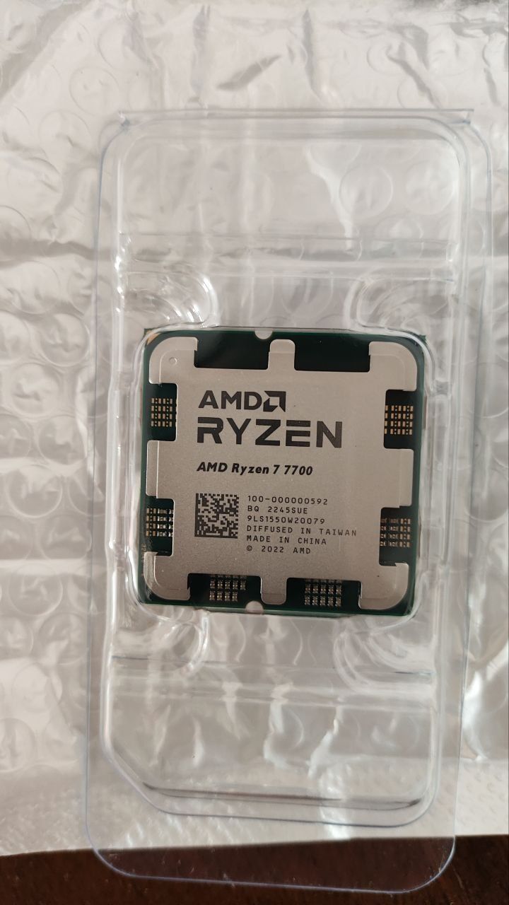 Процесор AMD Ryzen 7 7700 новий socket AM5