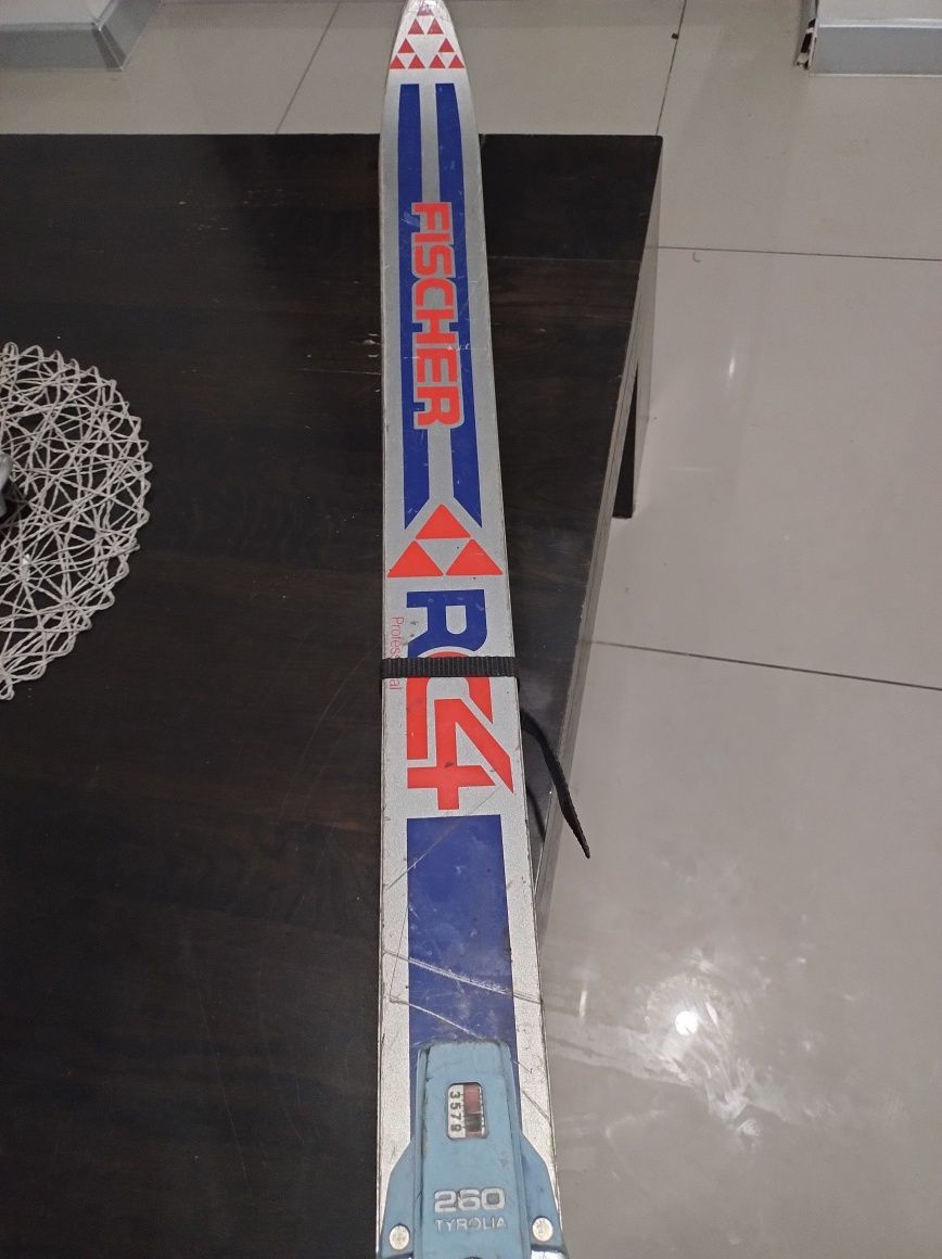 Narty Fischer rc4