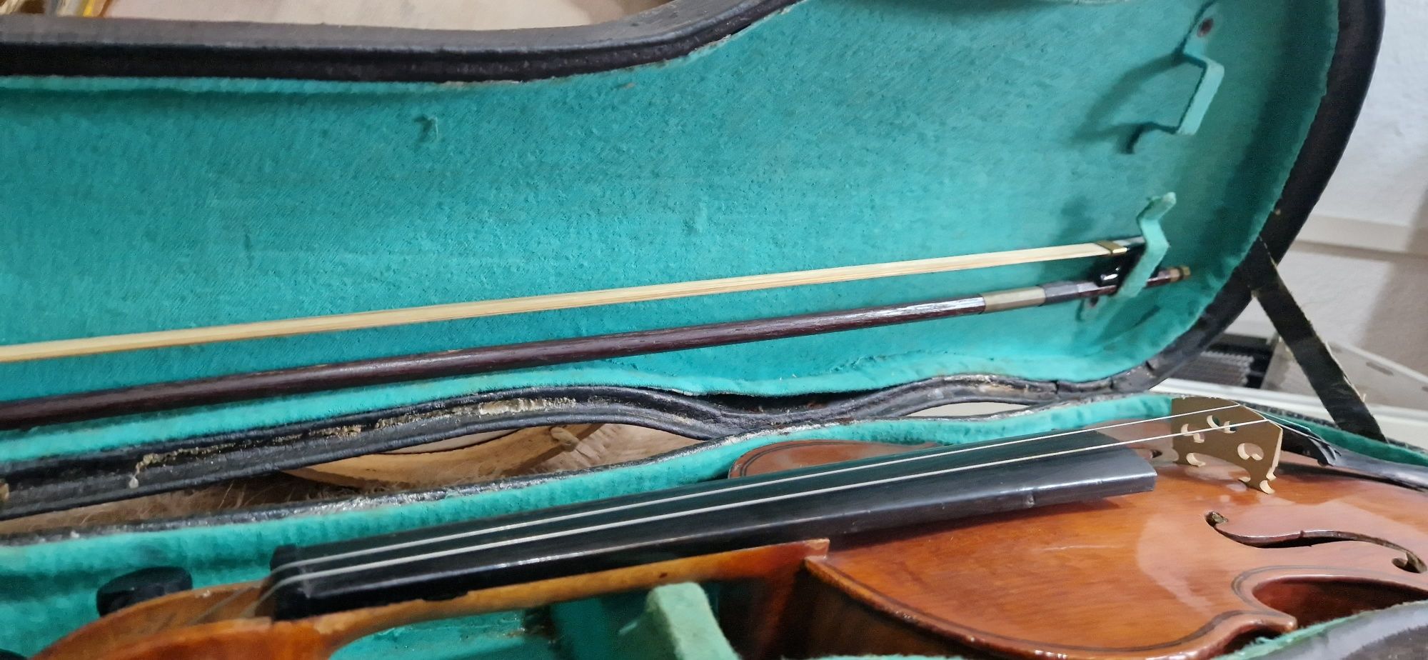 Violino como novo
