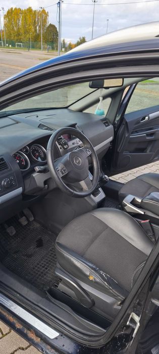 Sprzedam Opel Zafira B