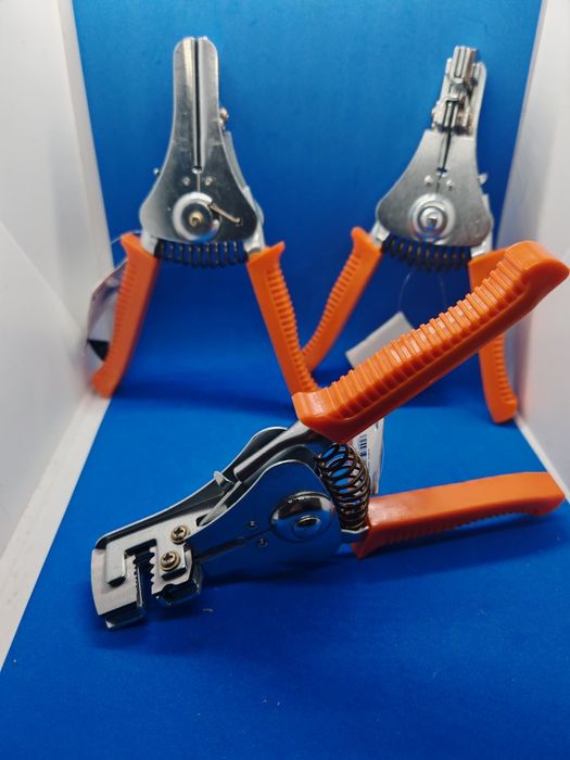 Sciagacz izolacji do kabli 180 mm