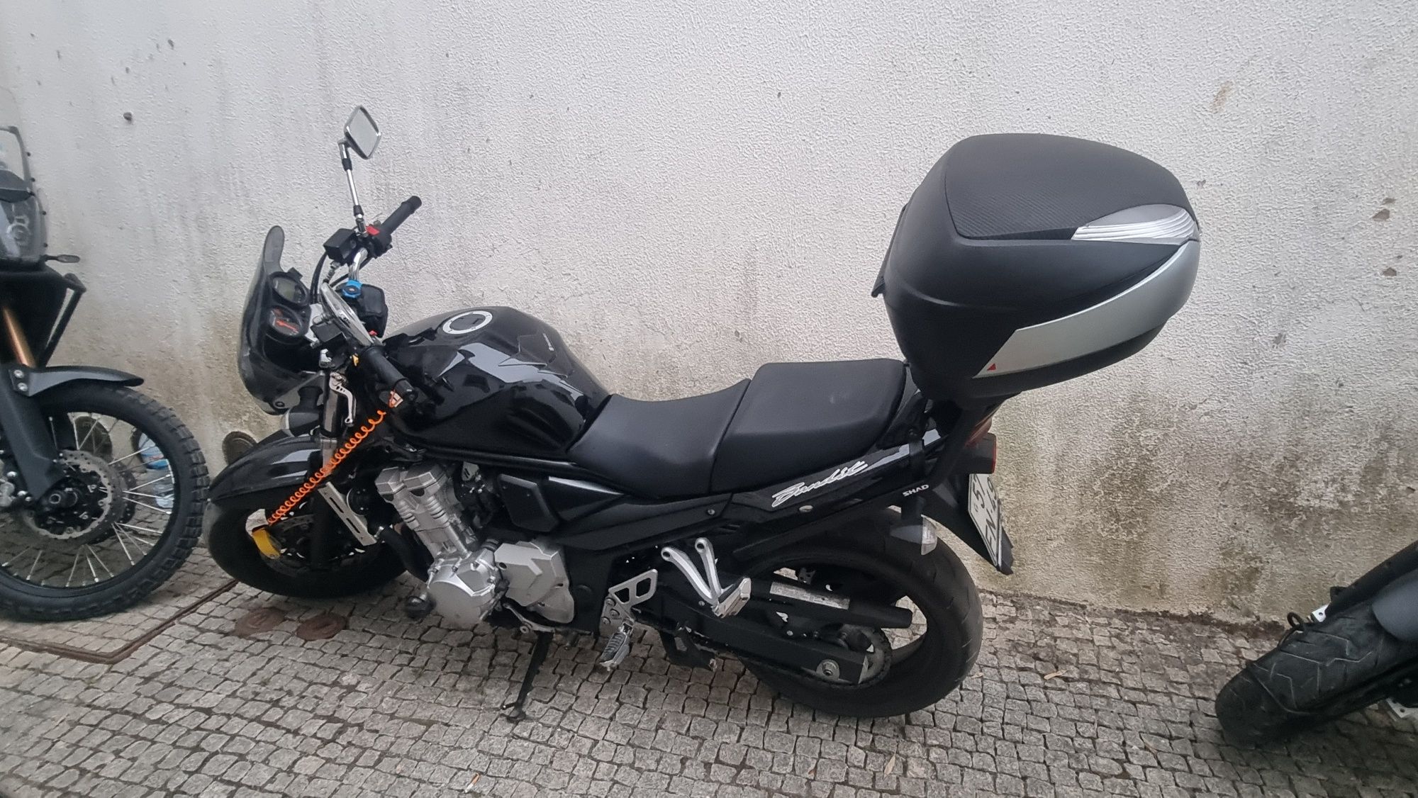 Suzuki Bandit 656