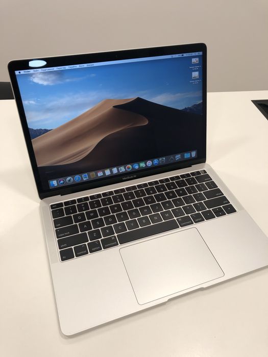 Macbook Air 13” 2018 року Silver, нова батарейка