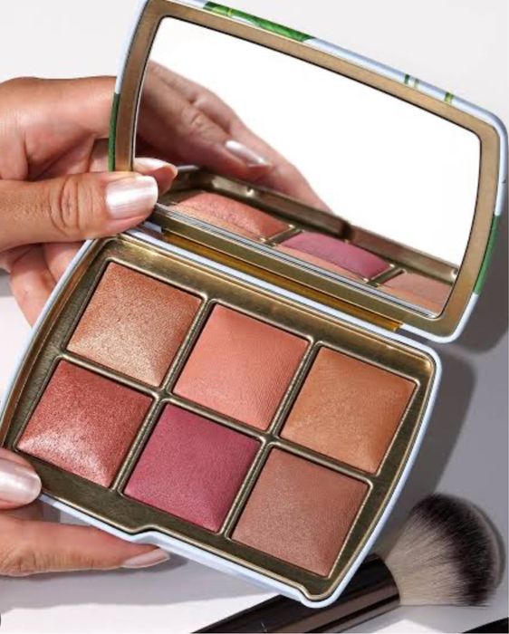 Палеика Hourglass