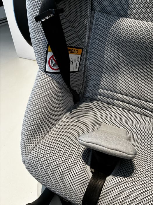 Fotelik samochodowy BeSafe Stretch – stan bardzo dobry