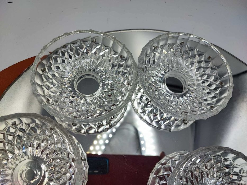 Stara szklana miseczka żyrandol,kinkiet,świecznik,cena za 1 sztukę