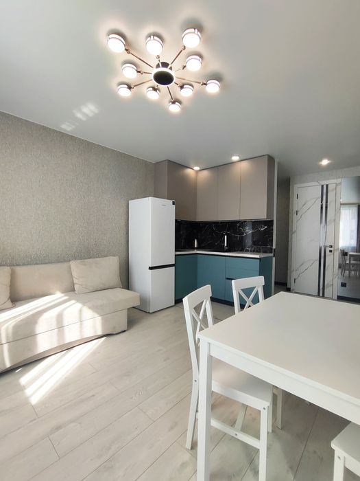 Сдам 2ккв в Новострое на Журавлёвке, от м. Киевская 5мин на транспорте