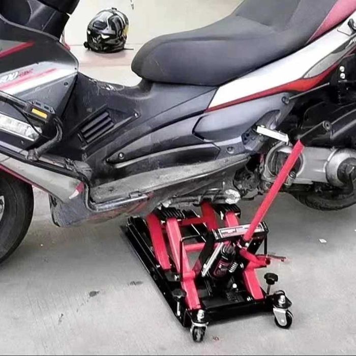 976 - Macaco carrinho Hidráulico para motos capacidade 700kg