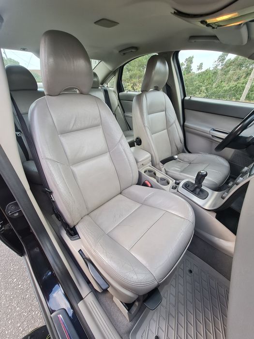 Volvo S40 2.0D 136cv