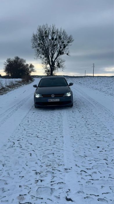 Продам Сімейне Авто Фольцваген джета 6