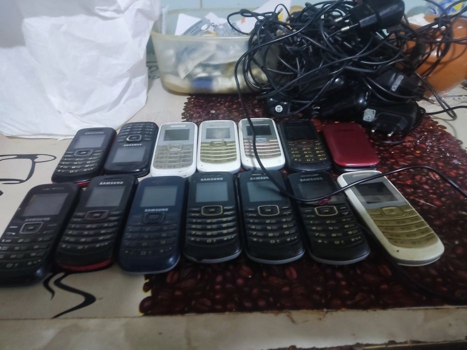 Продам звонилки самсунг е-1080w