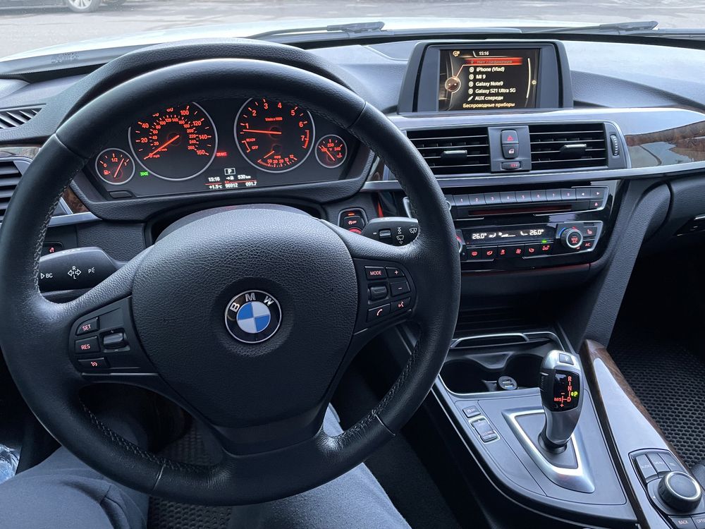 Продам BMW 320i рестайл