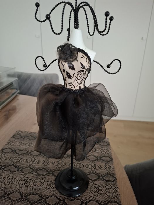 Stojak na biżuterię