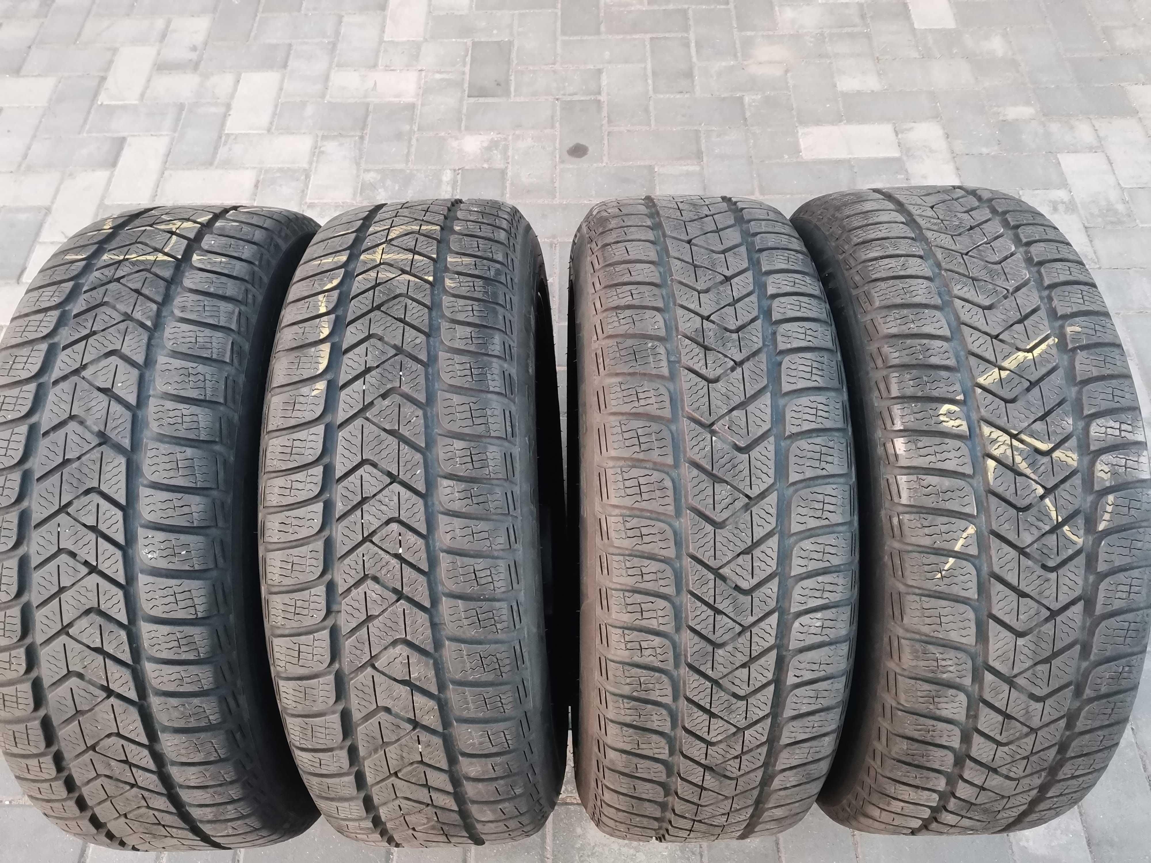 4 Opony zimowe Pirelli Sottozero 3 215/55 R18 95H